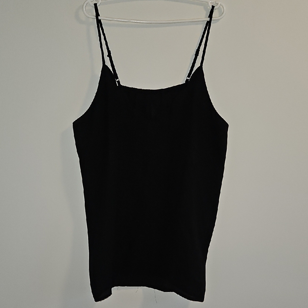 Black Scalloped Neck Tank Top
